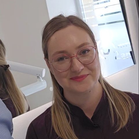 Dr. Tocai Antonia, medic stomatolog și medic coordonator, Clinica de Zâmbete Florești